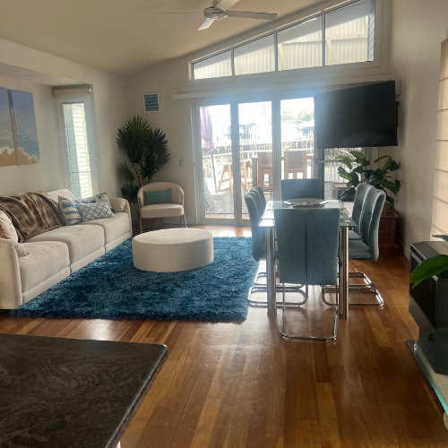 Couran Cove 2 Bedroom Lodge LL25 Lounge Room Image Couran Cove 2 Bedroom Lodge LL25 Lounge Room Image