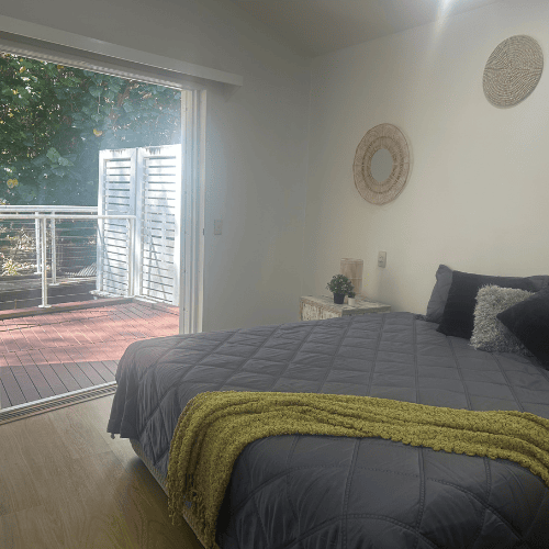 Couran Cove Studio Lagoon 3 Bedroom Lodge LL23 Main bedroom to balcony Image Couran Cove Studio Lagoon 3 Bedroom Lodge LL23 Main bedroom to balcony Image