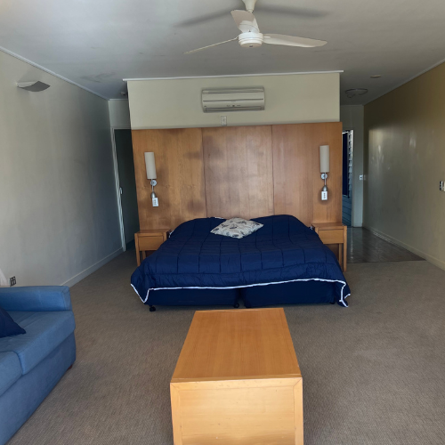 Couran Cove Studio Apartment MN2 Bedroom Image Couran Cove Studio Apartment MN2 Bedroom Image