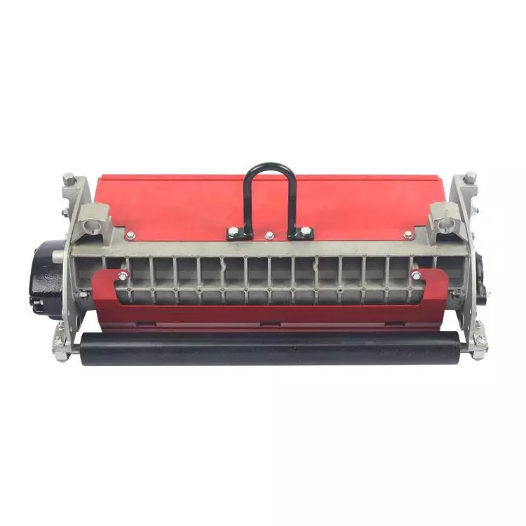 COURSER- Dethatching Unit