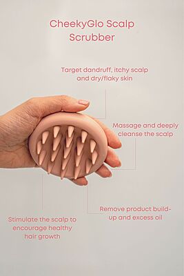 Using CHEEKYGLO scalp scrubber for deep scalp cleansing