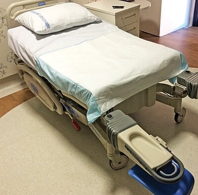 Haines TouchDry Plus With Wings Absorbent Pad For Maternity 190x90cm Carton Of 30 Haines TouchDry Plus With Wings Absorbent Pad For Maternity 190x90cm Carton Of 30