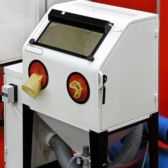 ABRASIVE BLASTING CABINET
