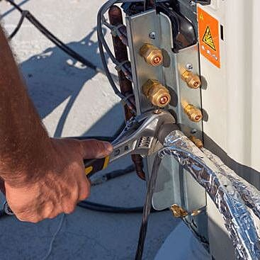AIR CONDITIONING (SPLIT SYSTEMS) - INSTALLATION