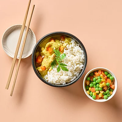 Vietnamese Chicken Curry With Rice, Mixed Vegetables